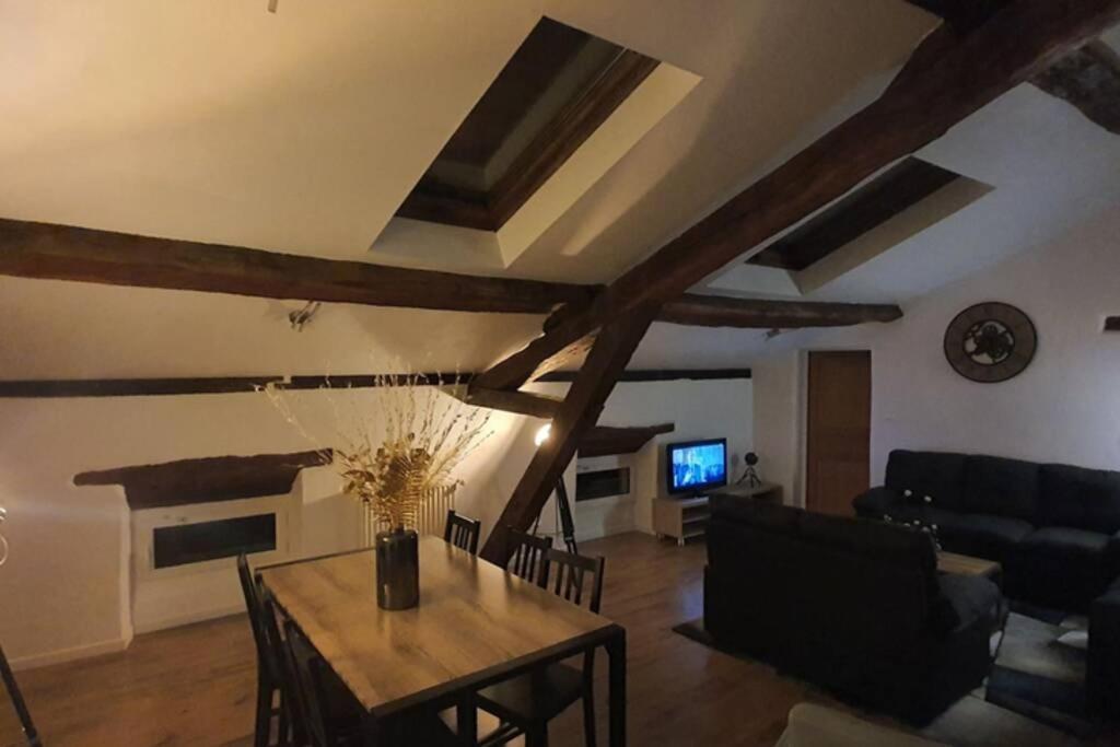 Appartement D'Exception Au Coeur De Cahors Exterior photo
